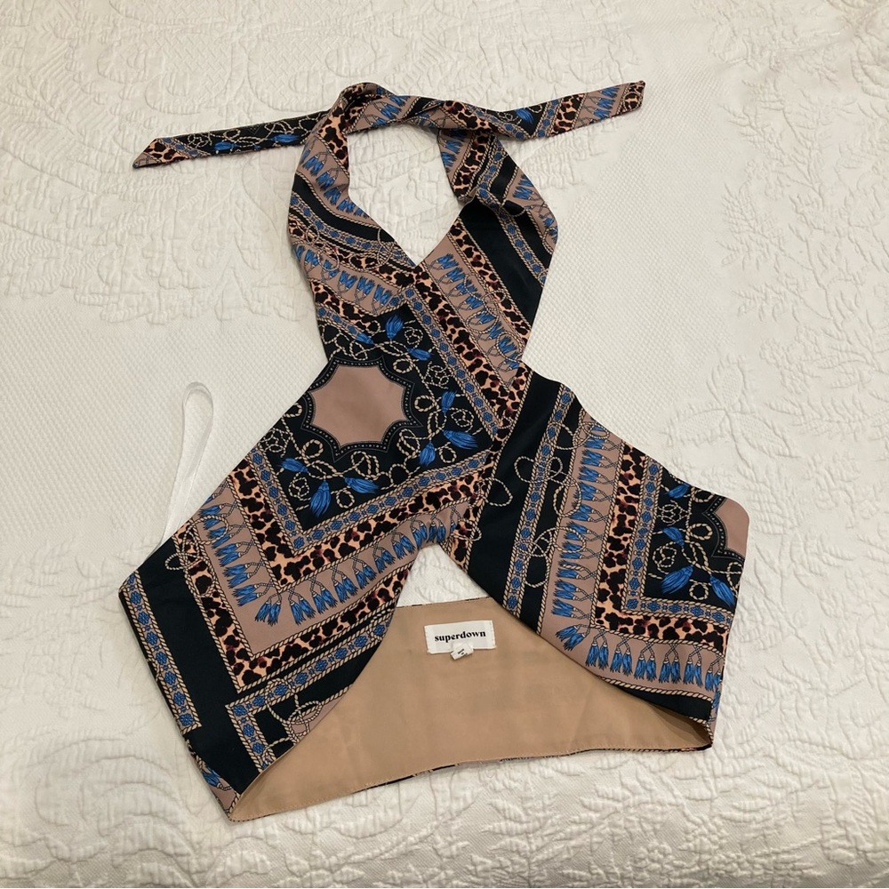 superdown Black, Tan & Blue Patterned Halter Crop Top